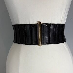 Vince Camuto Wide Black Genuine Leather Elastic Waist Belt Gold Bar Buckle XS/S